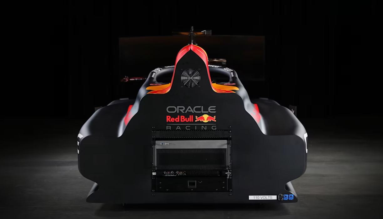 F1 Authentics Oracle Red Bull Racing RB19 Motion Simulator