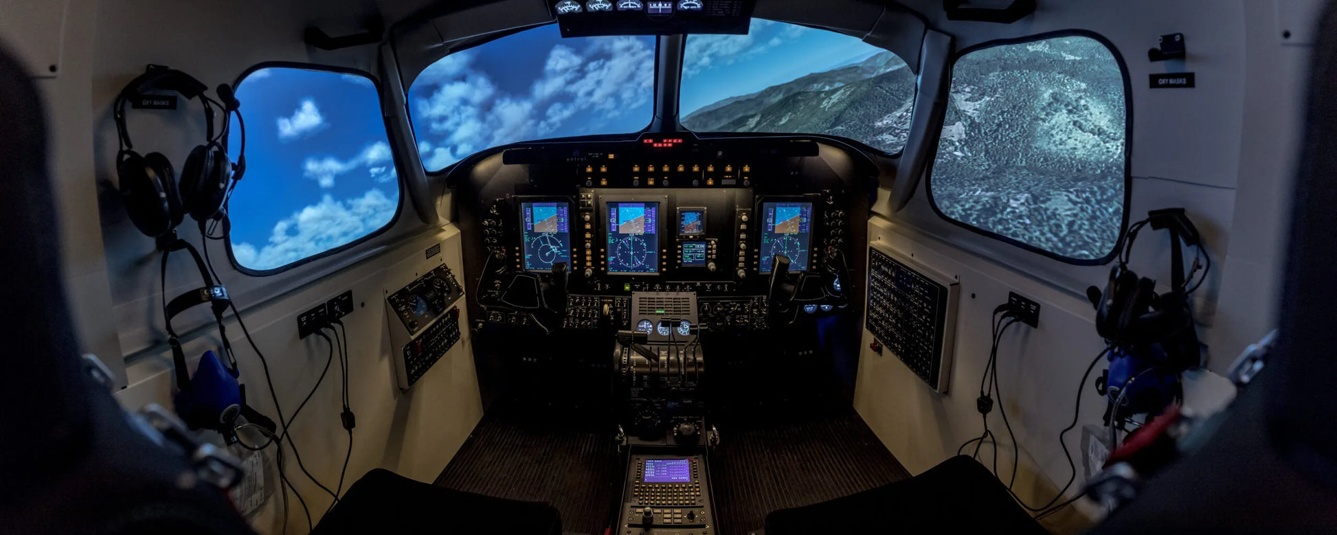 Entrol B200GT/B350GT/C90GTi Civil Utility Aircraft Flight Simulator