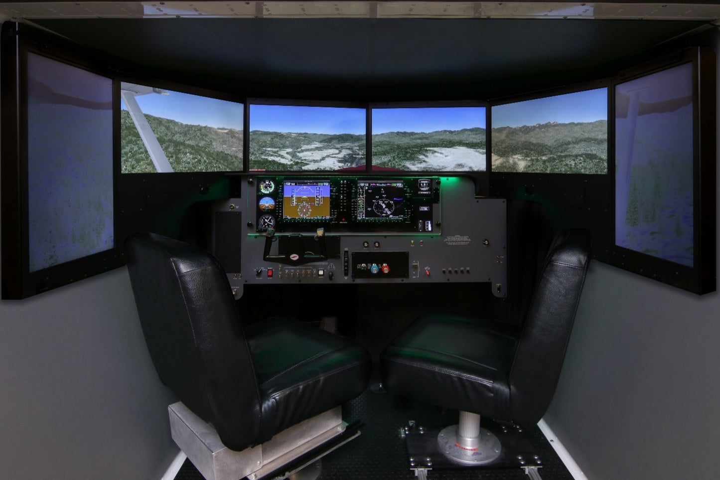 Redbird SD Flight Simulator