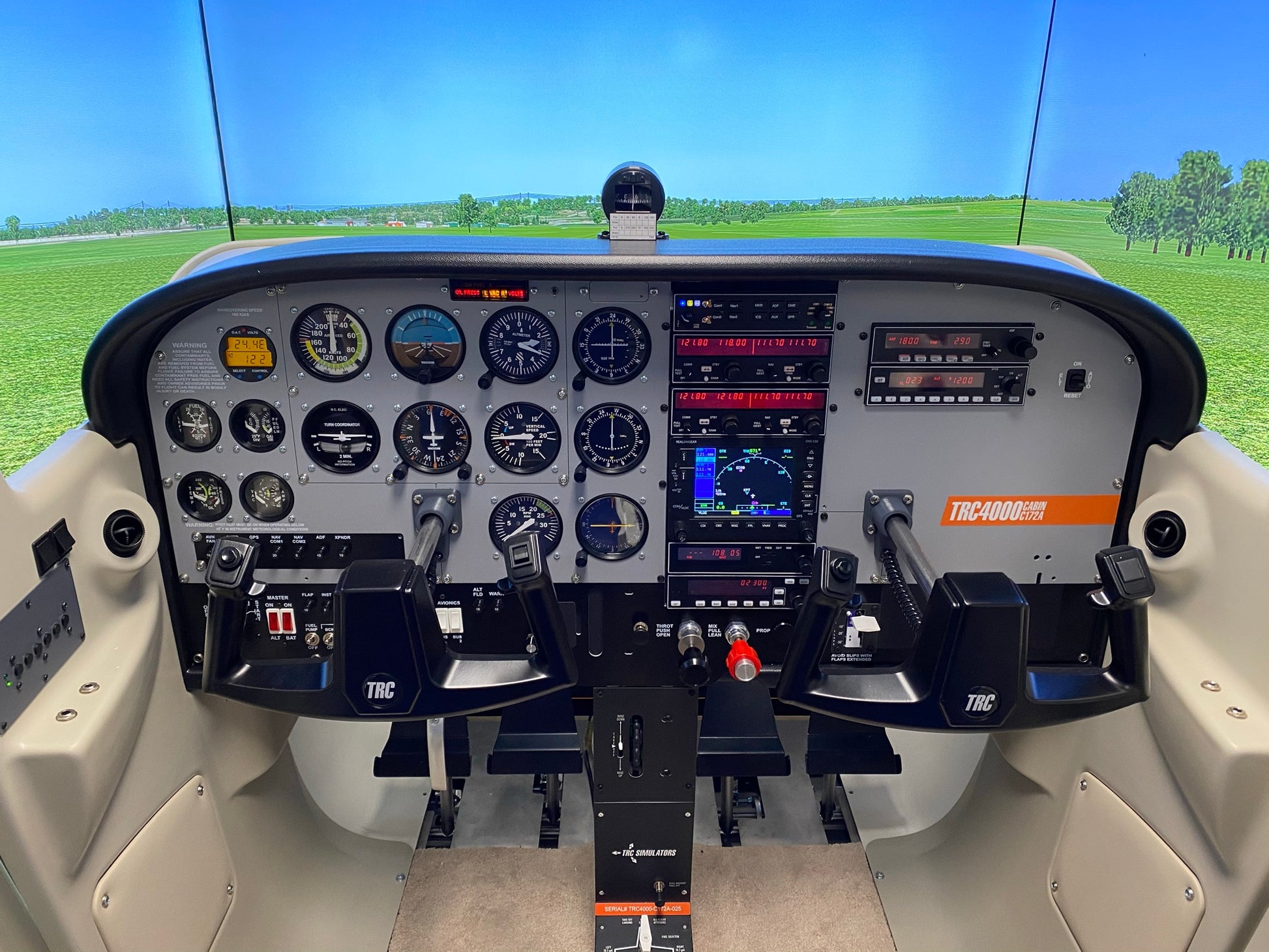 TRC Simulators TRC4000 Cabin C172A Flight Simulator