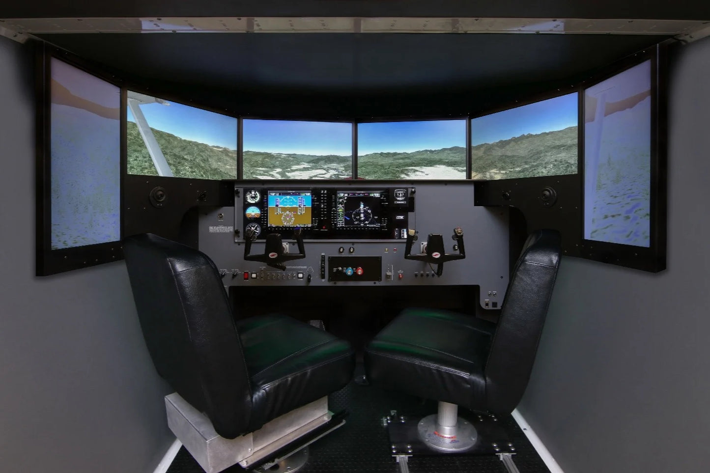 Redbird MCX Flight Simulator