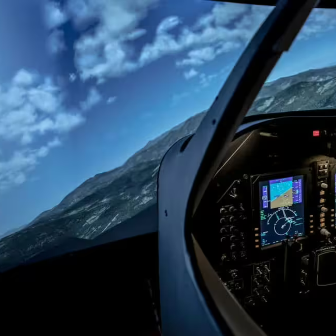 Entrol B200GT/B350GT/C90GTi Civil Utility Aircraft Flight Simulator