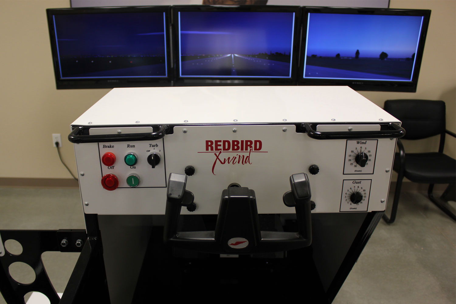 Redbird Xwind Flight Simulator